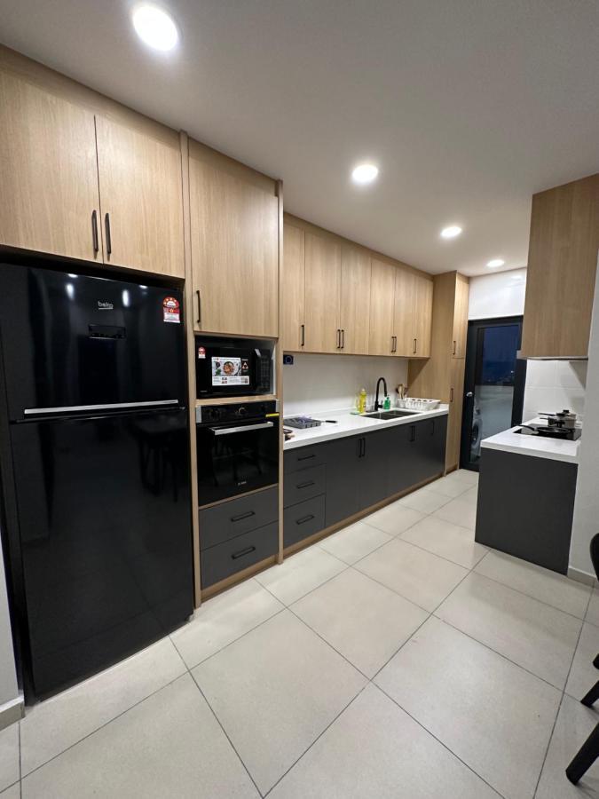 Reizz Residence By Leo Suites Κουάλα Λουμπούρ Εξωτερικό φωτογραφία
